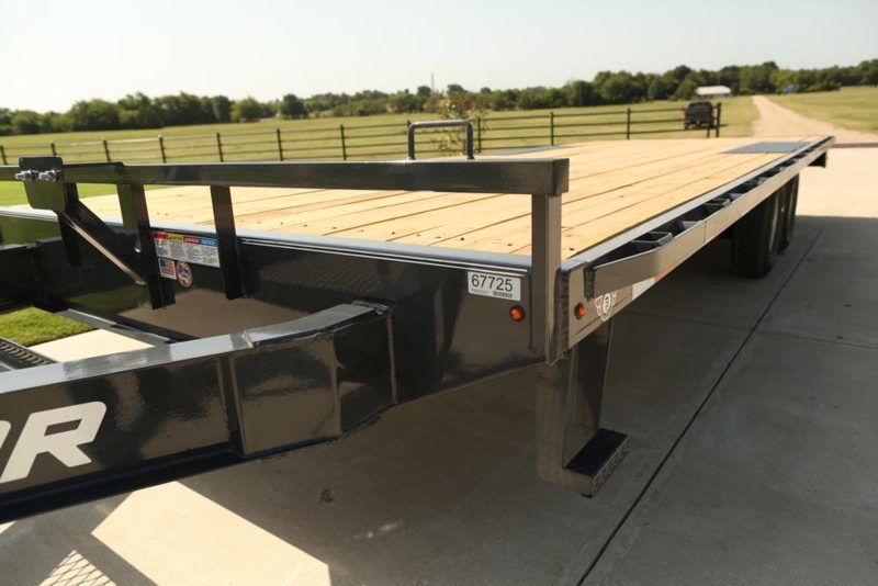 lamar f8 deckover trailer 250909